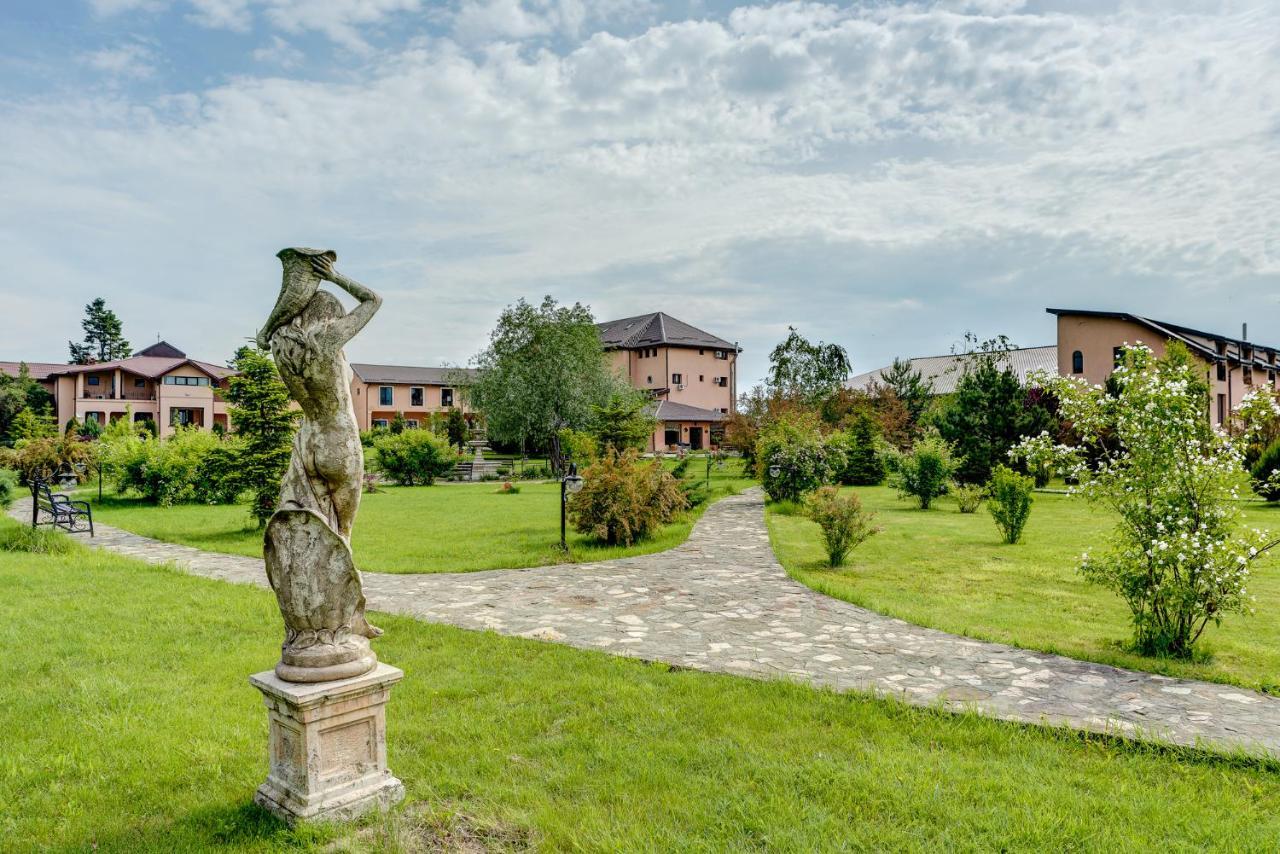 Club Insieme Grand Resort Potlogi Eksteriør bilde