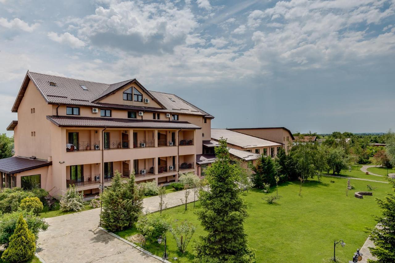 Club Insieme Grand Resort Potlogi Eksteriør bilde
